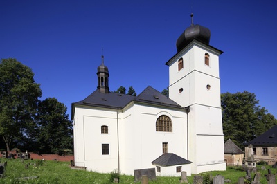 Kostel sv. Martina a sv. Jiří v Martínkovicích